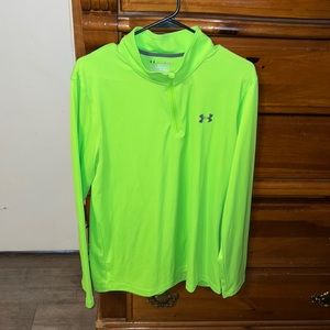 Mens Under Armour heat gear loose fit long sleeve
